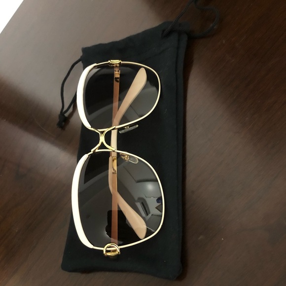 Stylish sunglasses- Brown fade with white trim - Picture 3 of 3